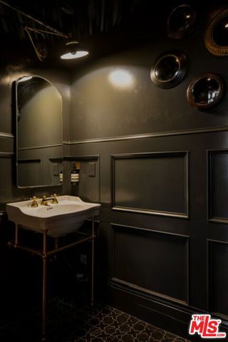 8075 W 3rd Street 304, Los Angeles, CA 90048