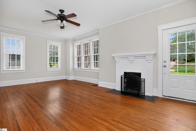 724 Hollywood Street, Spartanburg, SC 29302