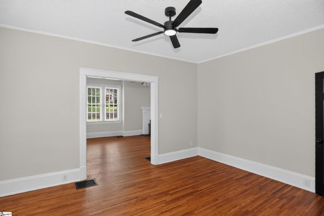 724 Hollywood Street, Spartanburg, SC 29302