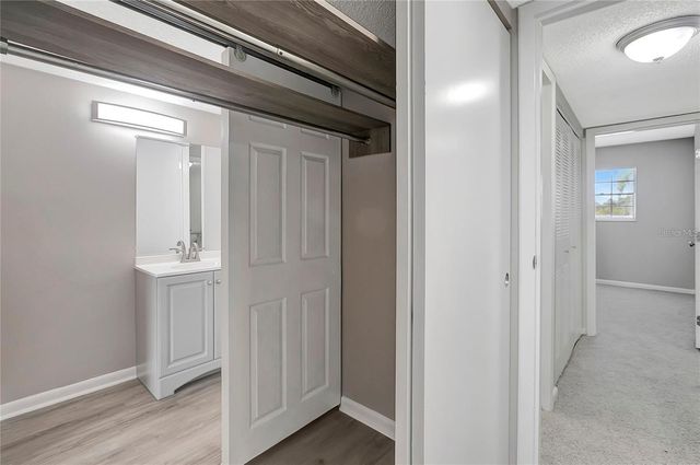 709 RUSSELL LANE C221, Brandon, FL 33510