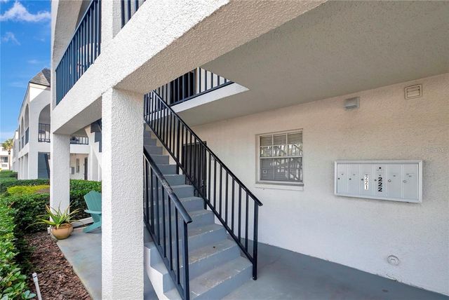 709 RUSSELL LANE C221, Brandon, FL 33510