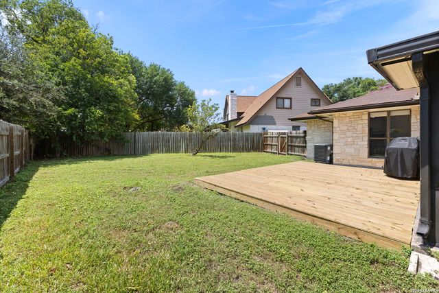 6215 Pine Needles, San Antonio, TX 78244