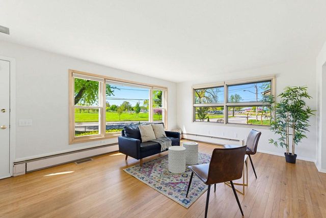 114 W Olin Avenue, Madison, WI 53715