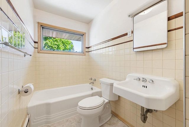114 W Olin Avenue, Madison, WI 53715