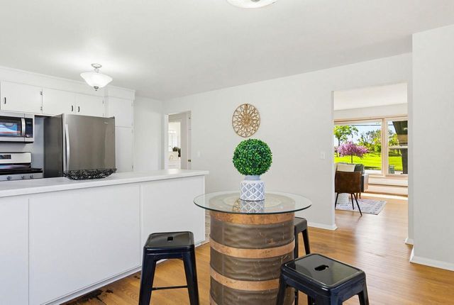 114 W Olin Avenue, Madison, WI 53715