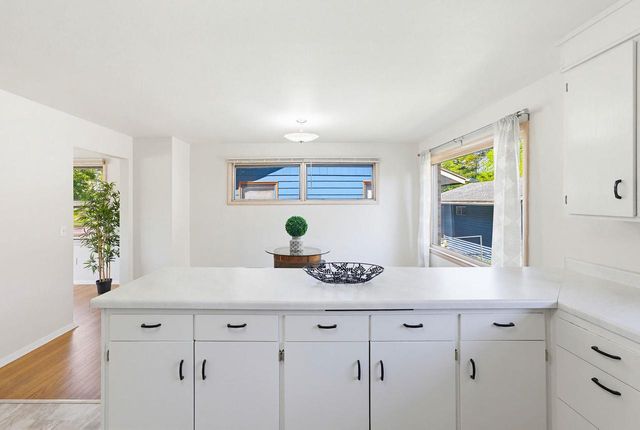 114 W Olin Avenue, Madison, WI 53715