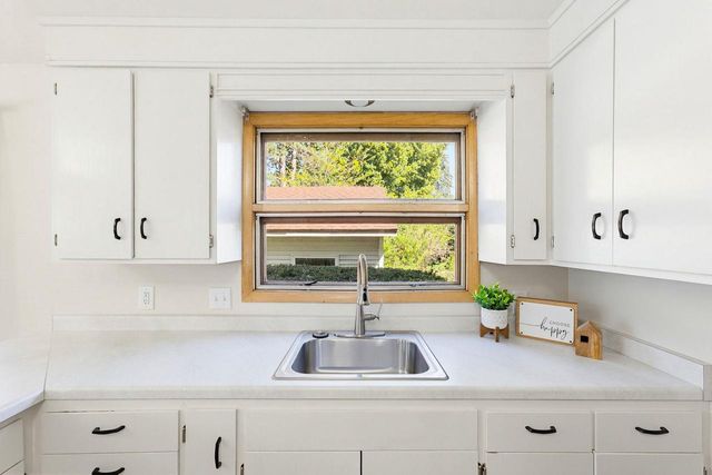 114 W Olin Avenue, Madison, WI 53715