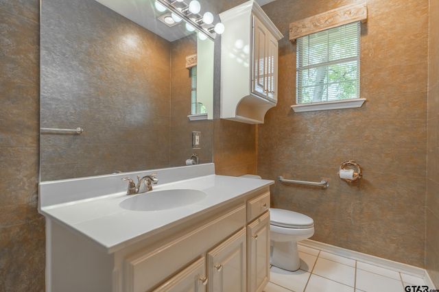 11338 Woodview, Flint, TX 75762