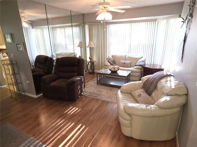 6764 PEARLEAF COURT, Spring Hill, FL 34606