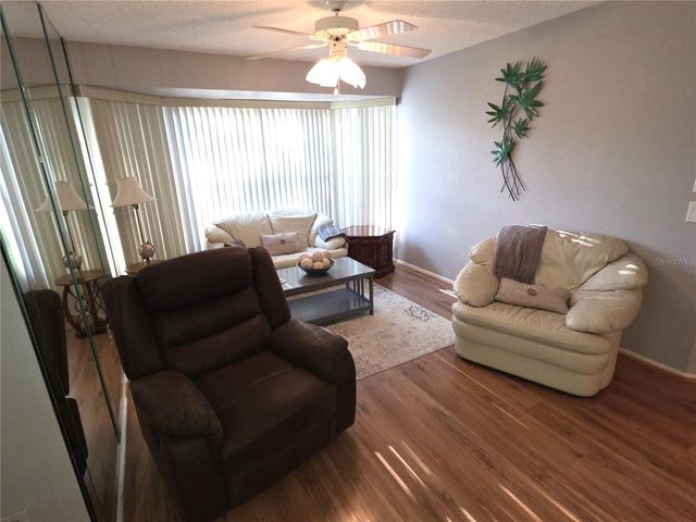 6764 PEARLEAF COURT, Spring Hill, FL 34606