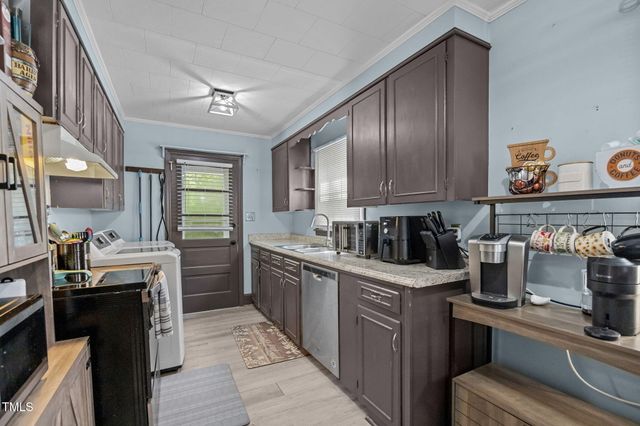 860 Nelson Street, Henderson, NC 27536