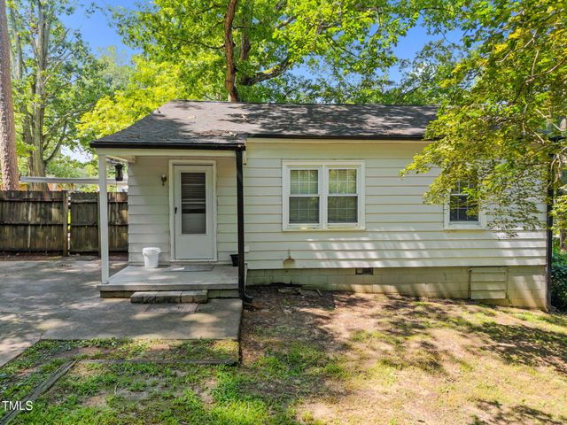 860 Nelson Street, Henderson, NC 27536