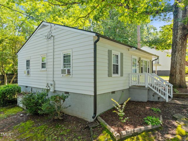 860 Nelson Street, Henderson, NC 27536