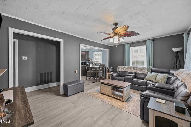 860 Nelson Street, Henderson, NC 27536