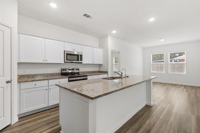 3602 Admiralty Drive, Huffman, TX 77336