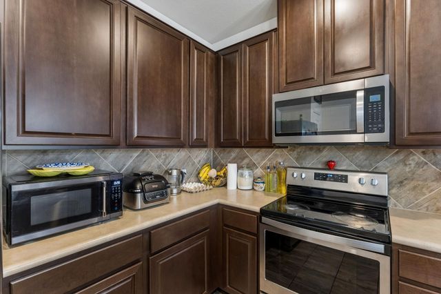 14109 James Garfield ST, Manor, TX 78653