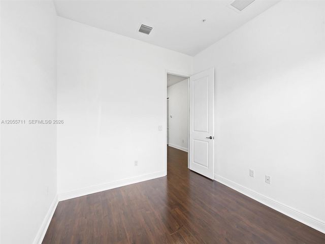 1732 NW 124th Pl, Pembroke Pines, FL 33028