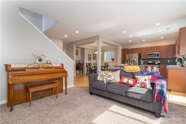 3151 Vista Verde Lane SW, Olympia, WA 98512