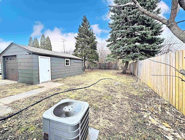 477 S PARK AVENUE, Fond Du Lac, WI 54935