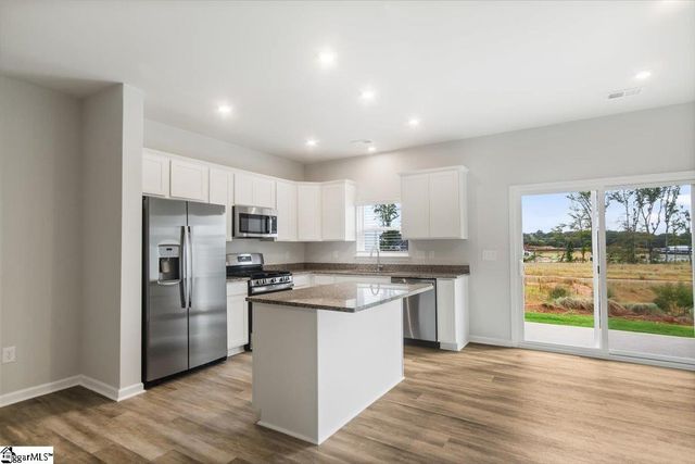 160 Randwick Lane, Greer, SC 29651