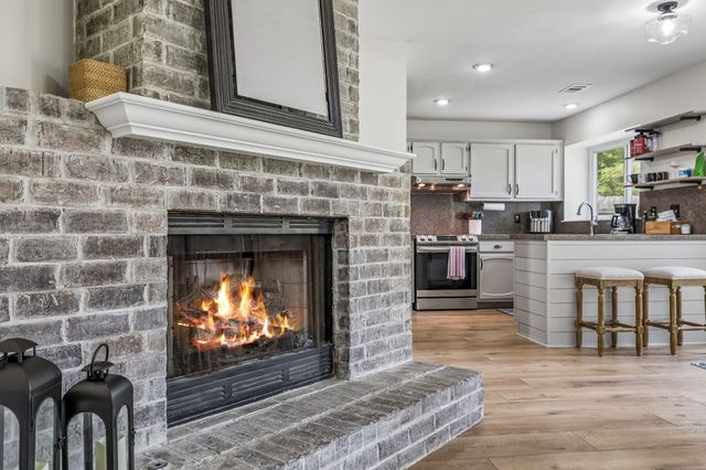 526 Creek Pt, Mount Juliet, TN 37122