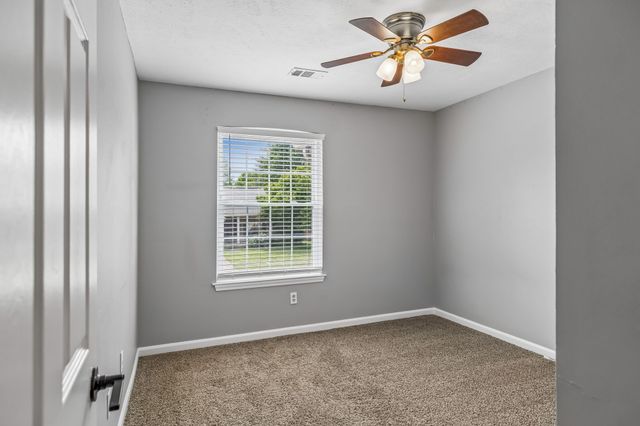 526 Creek Pt, Mount Juliet, TN 37122