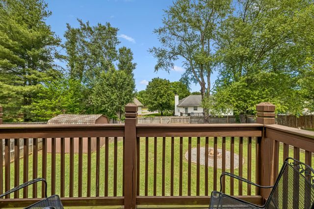 526 Creek Pt, Mount Juliet, TN 37122