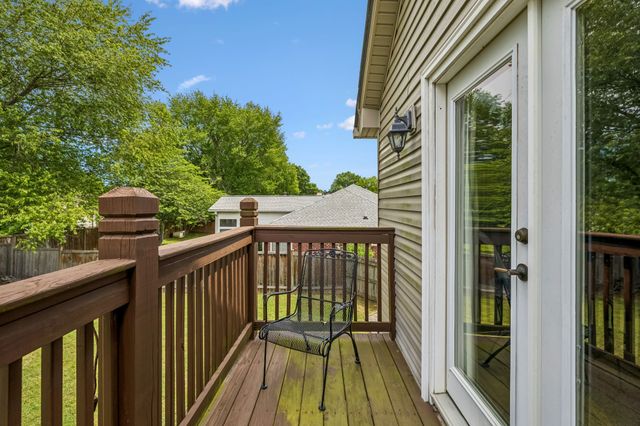 526 Creek Pt, Mount Juliet, TN 37122