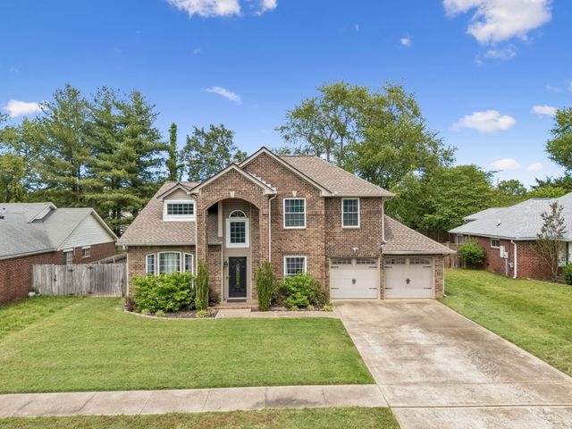 526 Creek Pt, Mount Juliet, TN 37122