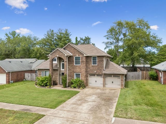 526 Creek Pt, Mount Juliet, TN 37122