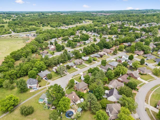 526 Creek Pt, Mount Juliet, TN 37122