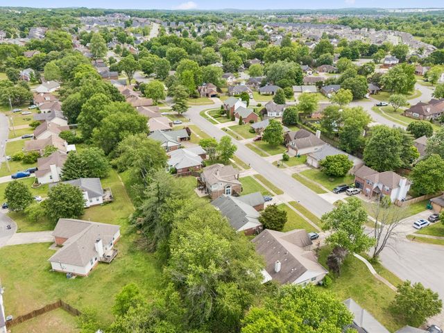 526 Creek Pt, Mount Juliet, TN 37122