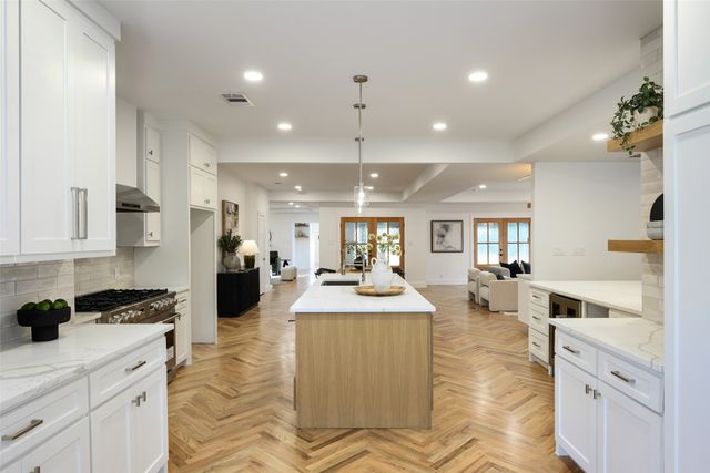 6021 Northwood Road, Dallas, TX 75225