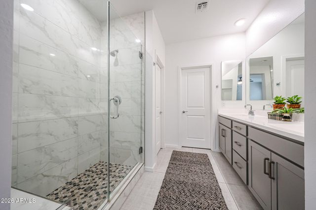 779 E BEAUCHAMP Drive 101, Gilbert, AZ 85297