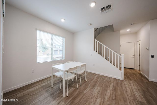 779 E BEAUCHAMP Drive 101, Gilbert, AZ 85297