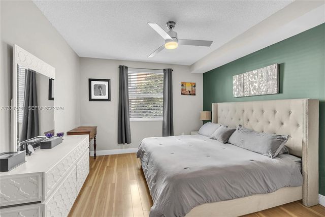 17125 N Bay Road 3204, Sunny Isles Beach, FL 33160