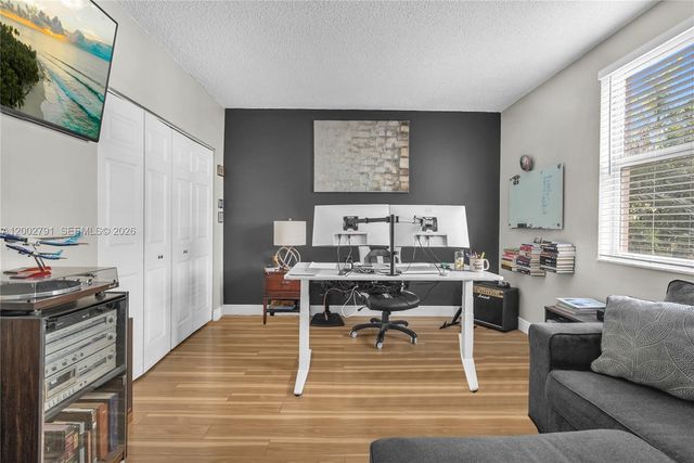 17125 N Bay Road 3204, Sunny Isles Beach, FL 33160