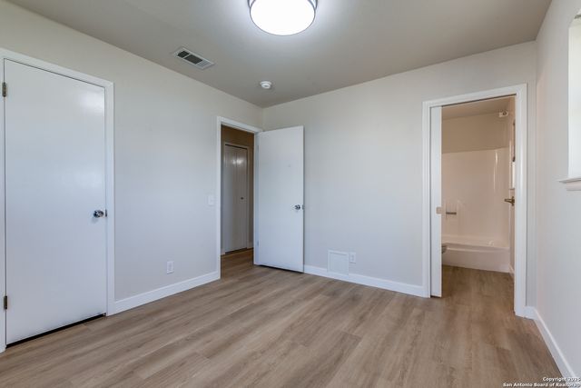 7342 Meadow Breeze, San Antonio, TX 78227