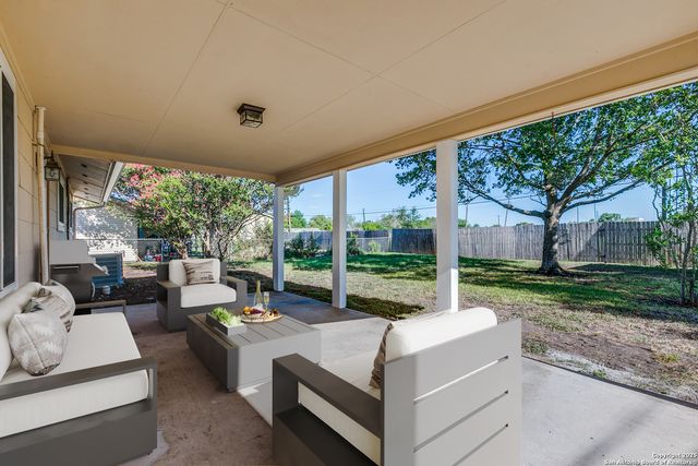 7342 Meadow Breeze, San Antonio, TX 78227