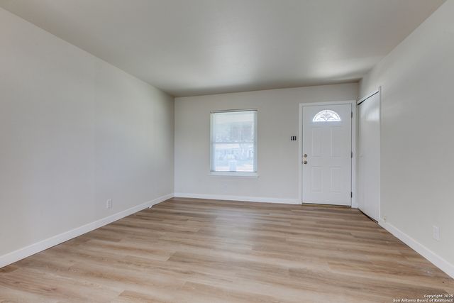 7342 Meadow Breeze, San Antonio, TX 78227