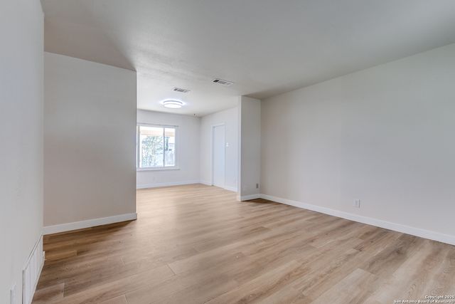 7342 Meadow Breeze, San Antonio, TX 78227
