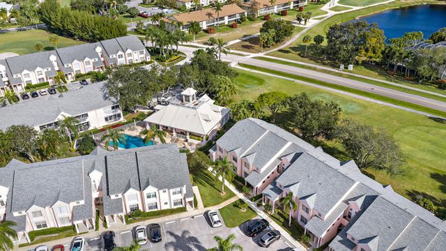 802 Muirfield Court 802a, Jupiter, FL 33458