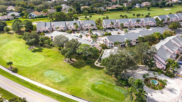 802 Muirfield Court 802a, Jupiter, FL 33458