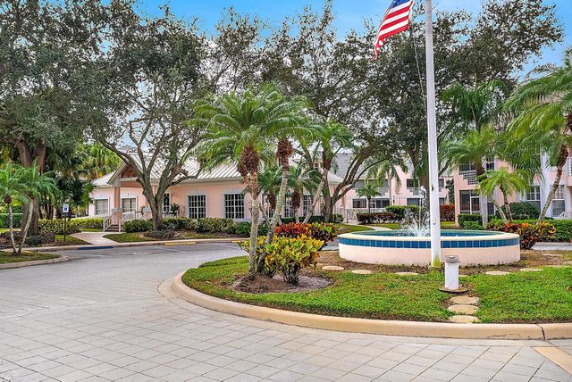 802 Muirfield Court 802a, Jupiter, FL 33458