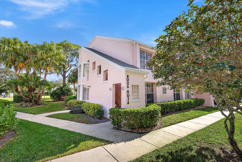 802 Muirfield Court 802a, Jupiter, FL 33458