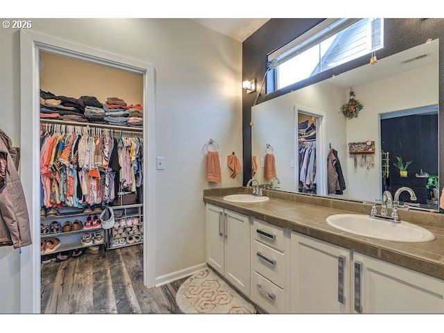 10818 Ne RED WING Way 202, Hillsboro, OR 97006