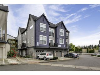 10818 Ne RED WING Way 202, Hillsboro, OR 97006