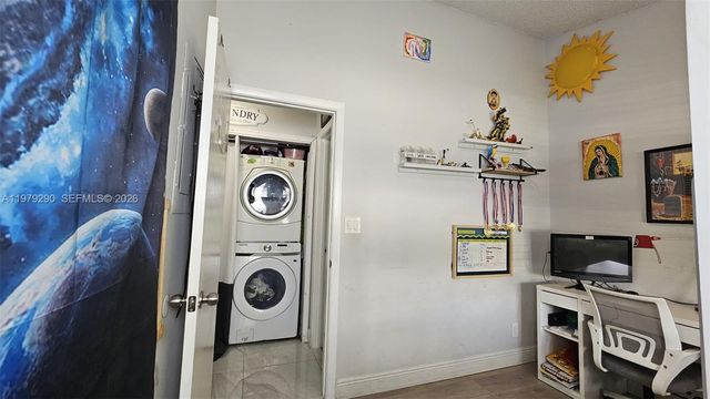 8019 NW 100th Dr, Tamarac, FL 33321