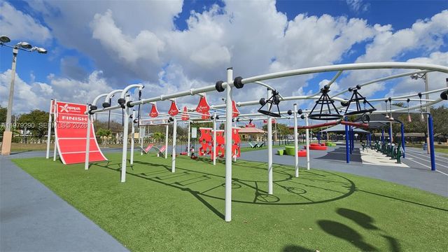 8019 NW 100th Dr, Tamarac, FL 33321