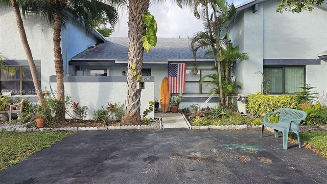 8019 NW 100th Dr, Tamarac, FL 33321